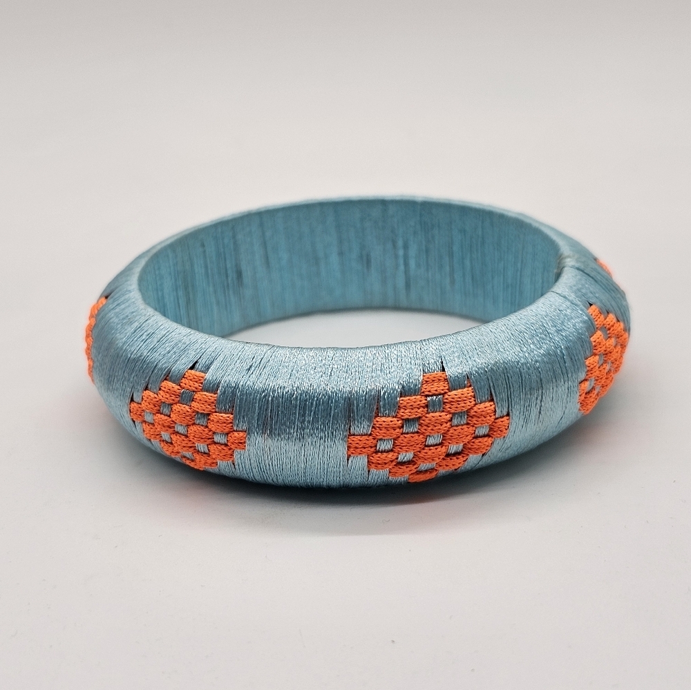 Anthropologie Shiny Blue and Orange Wrapped Thread Bangle Bracelet